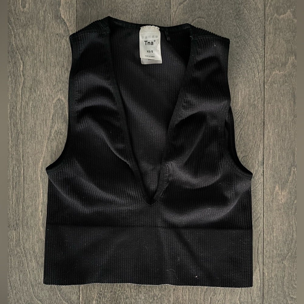 Ribbed TNA Crop Top